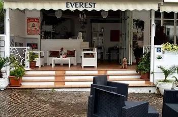 Hotell Everest